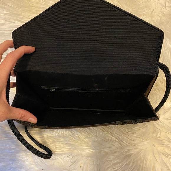 Authentic Vintage Saint Laurent Envelope Style Shoulder Bag - Picture 4 of 11